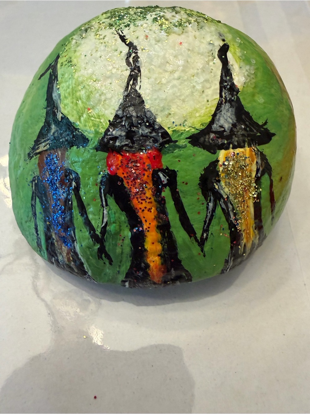 HAND PAINTED WITCHES ROCK - Picture 5 of 7